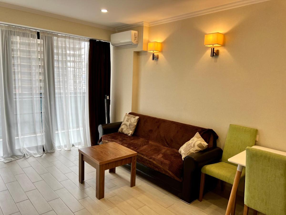 Batumi Orbi Beach Tower Bagian luar foto