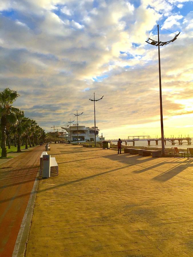 Batumi Orbi Beach Tower Bagian luar foto