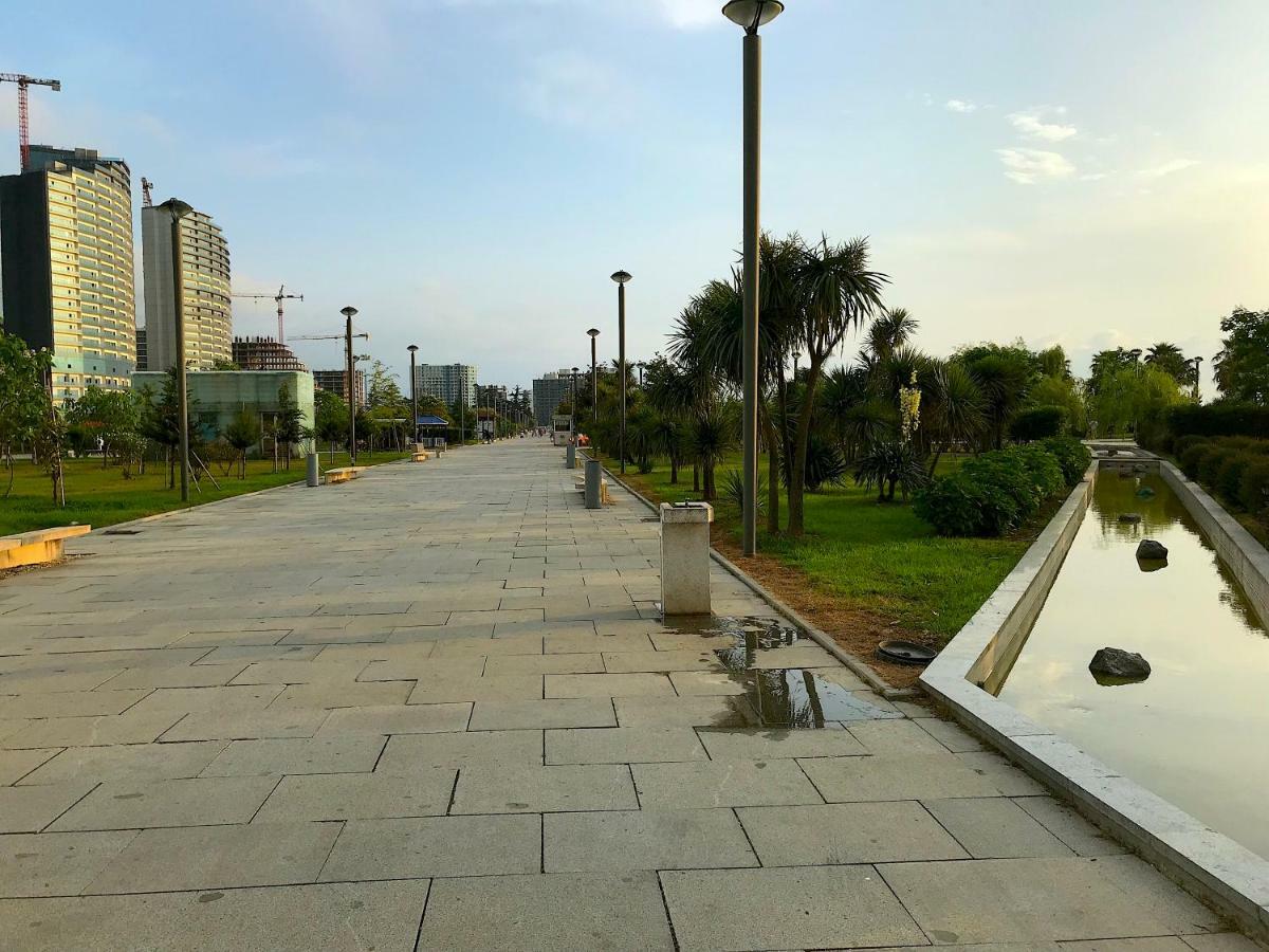Batumi Orbi Beach Tower Bagian luar foto